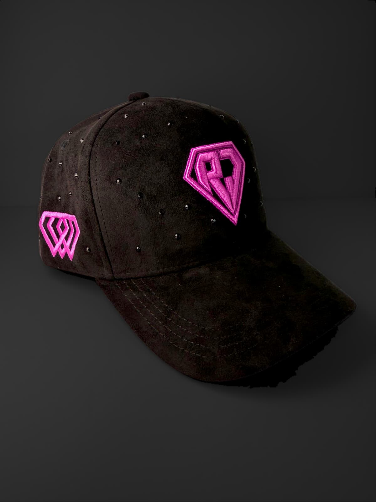 RJ Hats Snapback LEGACY – Edición Negra & Morado con Perlas