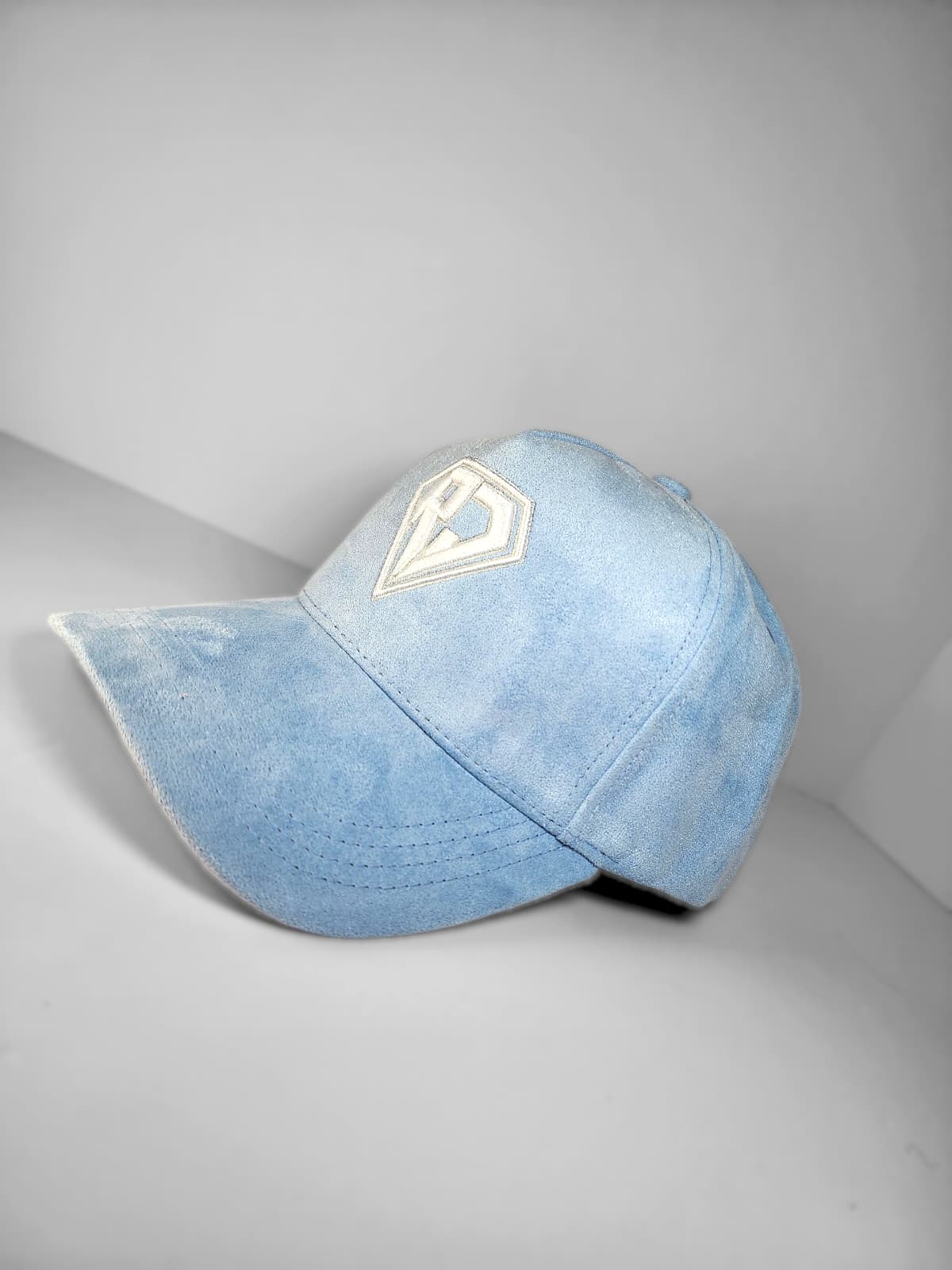 RJ Hats – “Sky Rose” Snapback Edición Especial